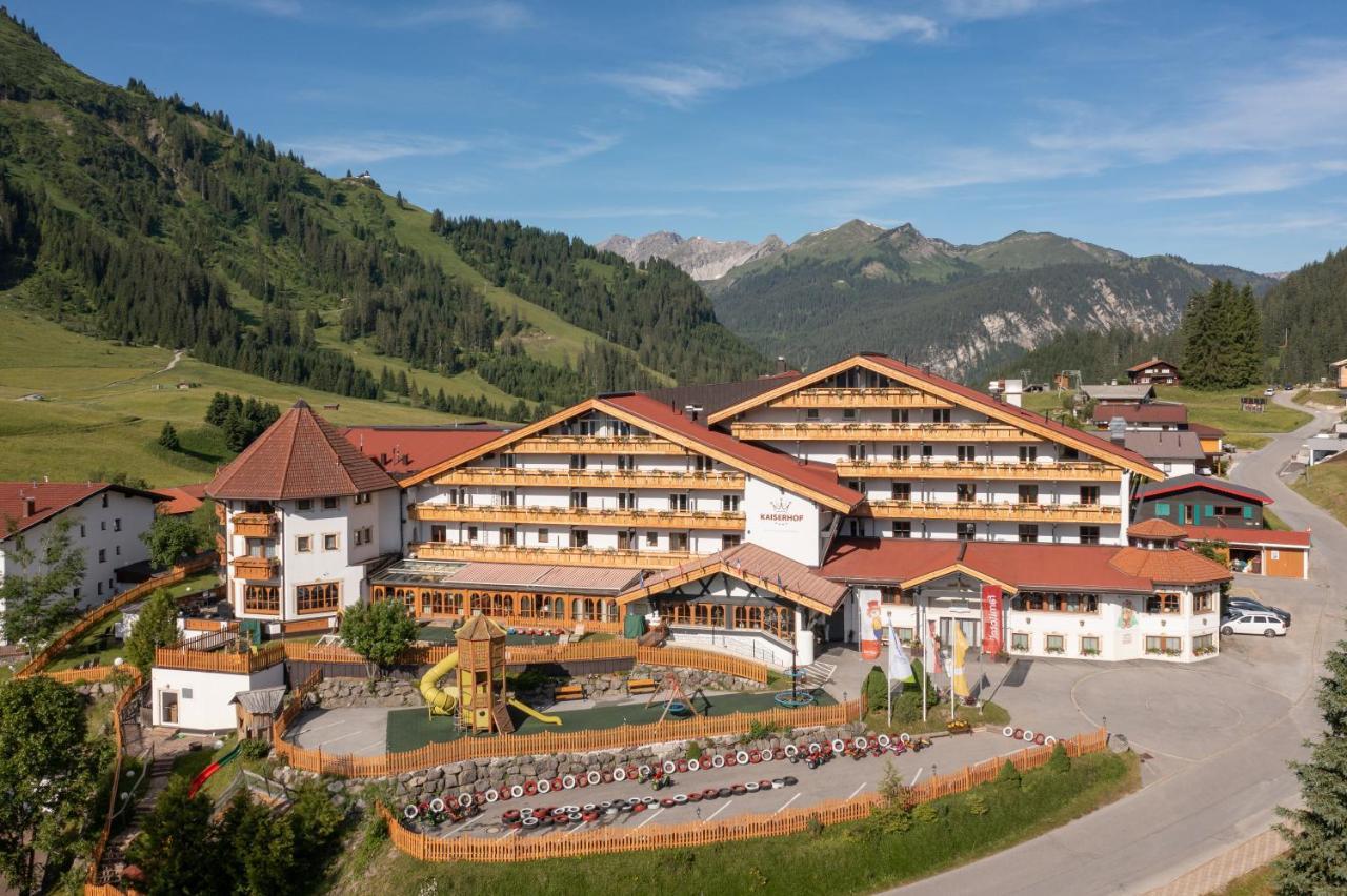 Familotel Kaiserhof - Families Only Berwang Exterior photo